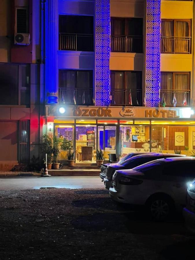 Oezguer Hotel Antalya Exteriör bild