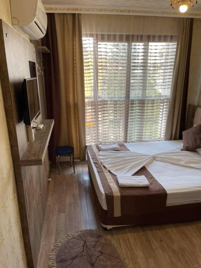 Oezguer Hotel Antalya Exteriör bild